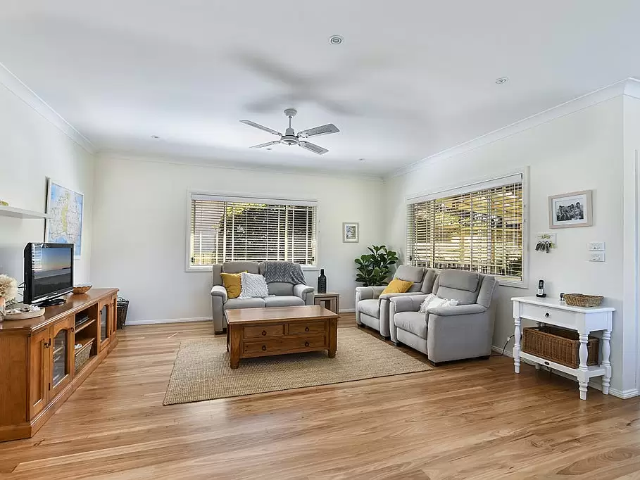 26 Melbourne Avenue, Umina Beach Sold by Central Coast Agents - image 1