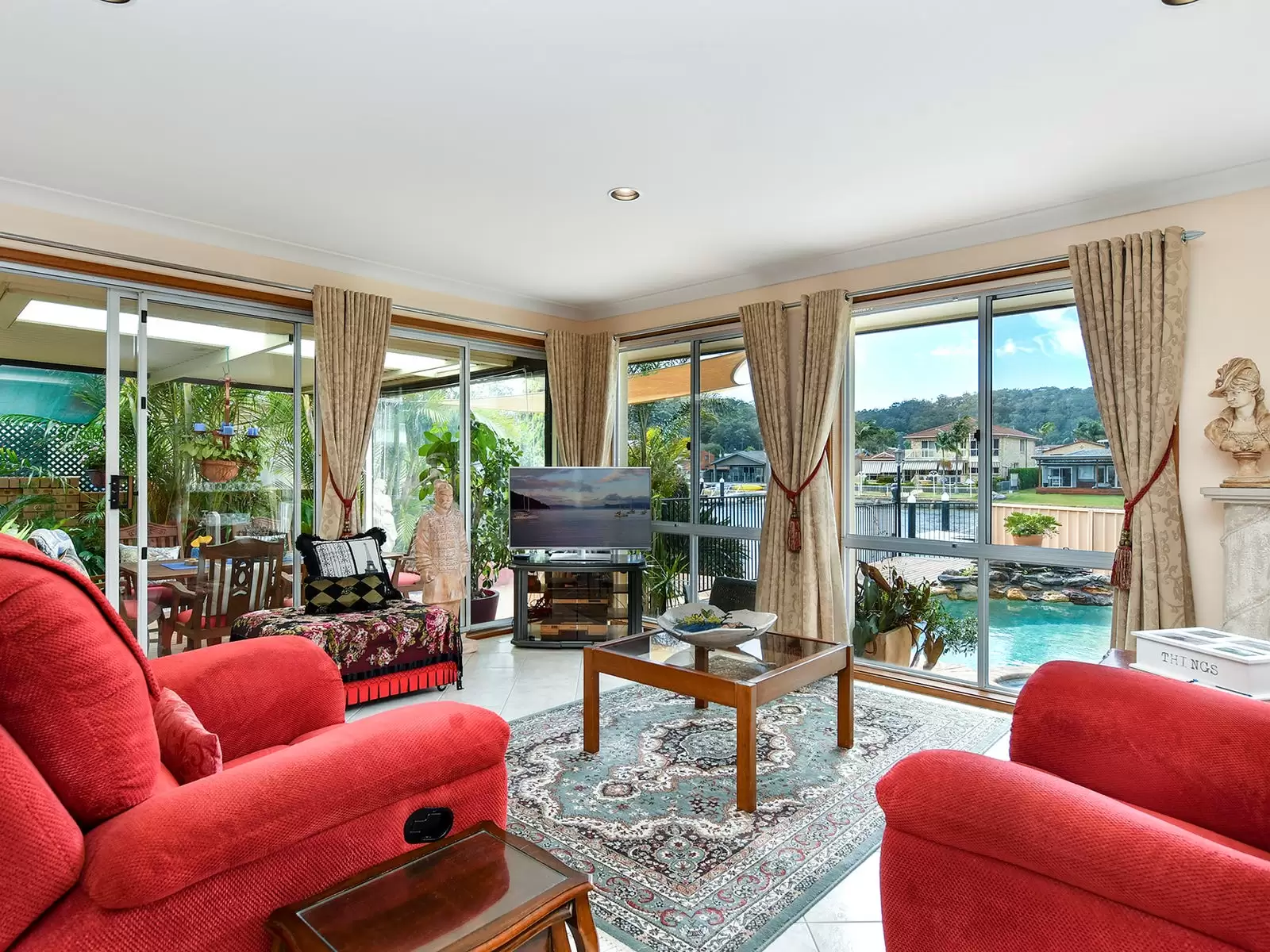 5 Nautilus Crescent, St Huberts Island Sold by Central Coast Agents - image 2
