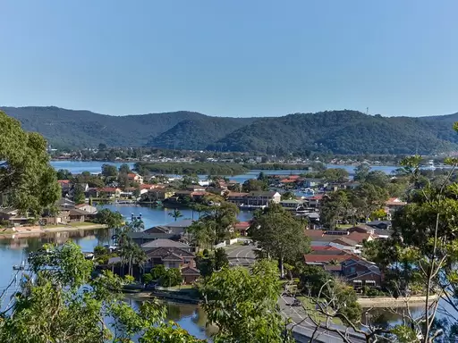 9 Daley Avenue, Daleys Point Sold by Central Coast Agents