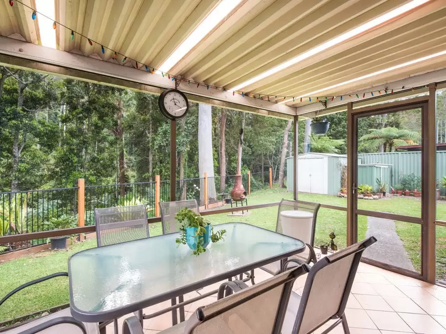 28 Ferntree Close, Wyoming Sold by Central Coast Agents - image 2