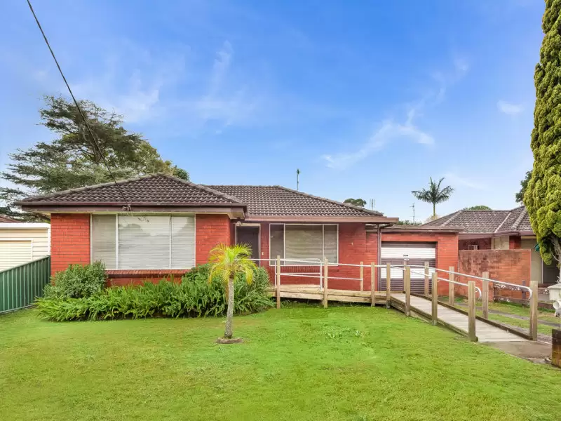 5 Jumbuck Crescent, Woy Woy Sold by Central Coast Agents - image 1
