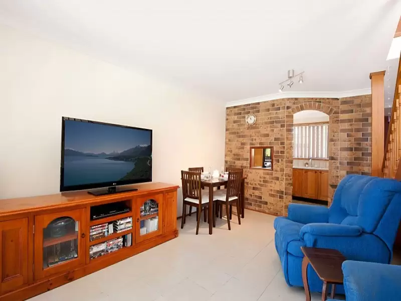Unit 9, 73-75 Victoria Road, Woy Woy Sold by Central Coast Agents - image 1