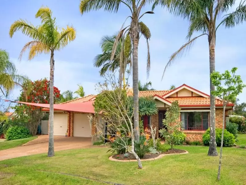 17 Portelli Avenue, Kariong Sold by Central Coast Agents - image 1