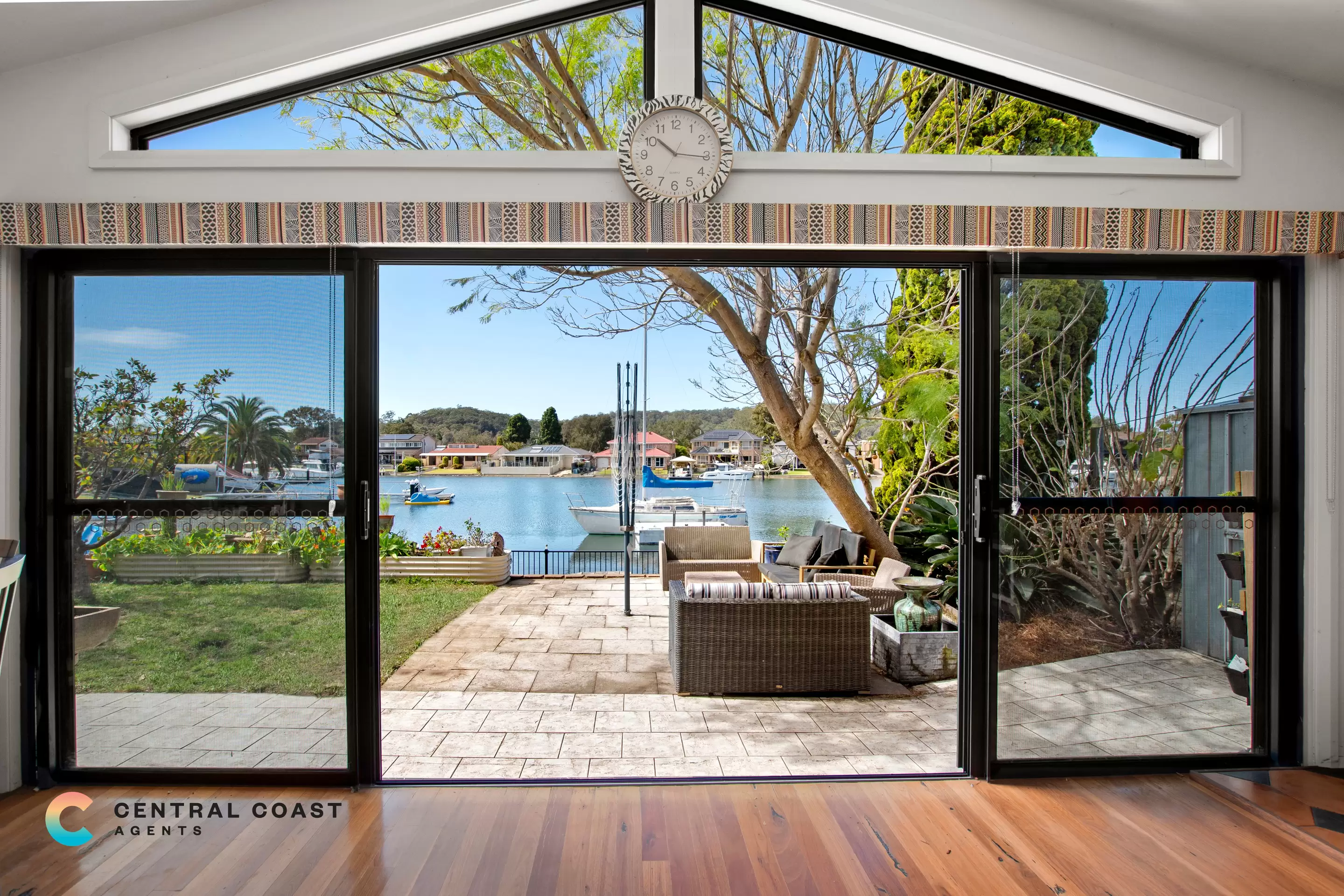 107 Helmsman Blvd, St Huberts Island Sold by Central Coast Agents - image 1