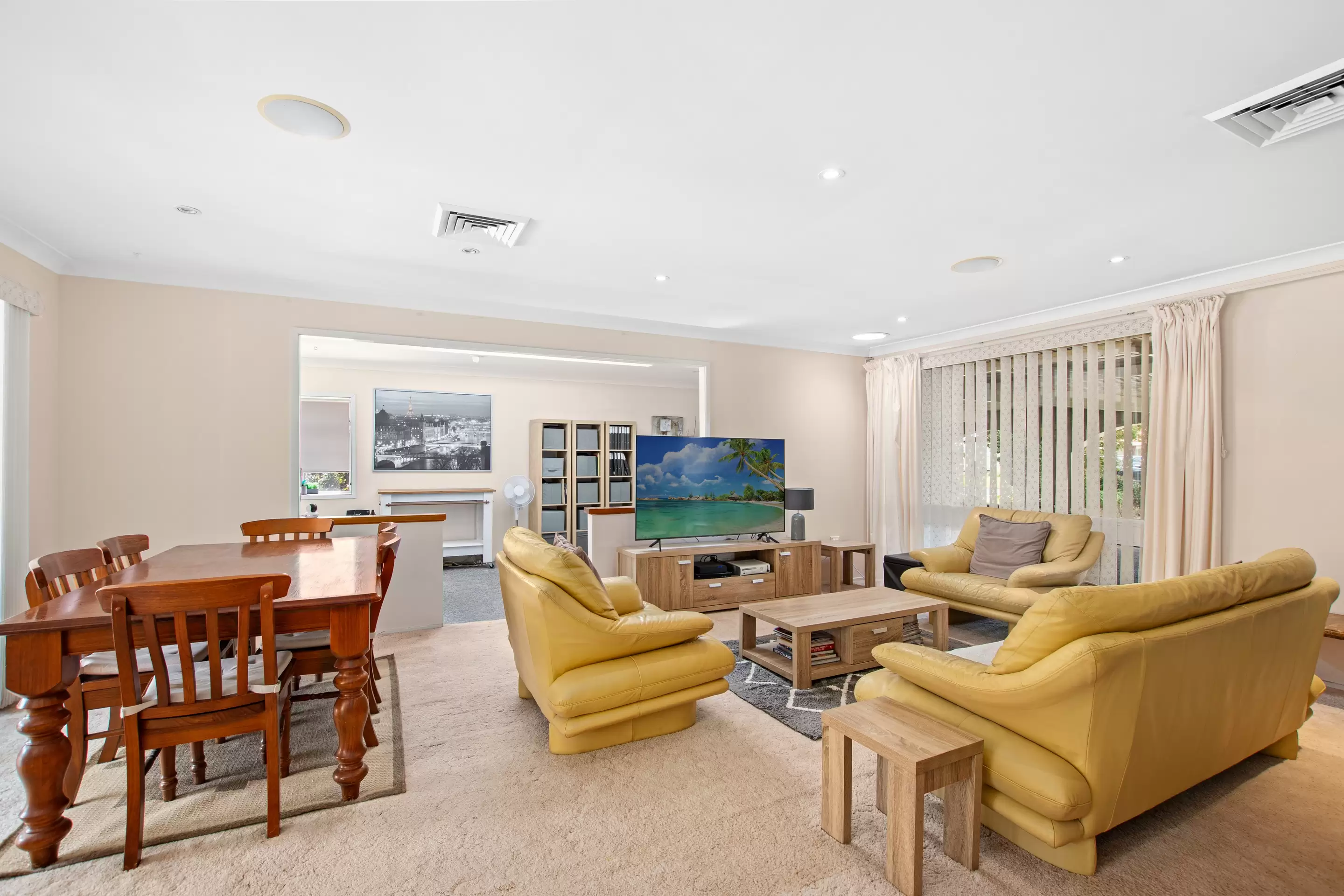 124 Helmsman Blvd, St Huberts Island Sold by Central Coast Agents - image 4