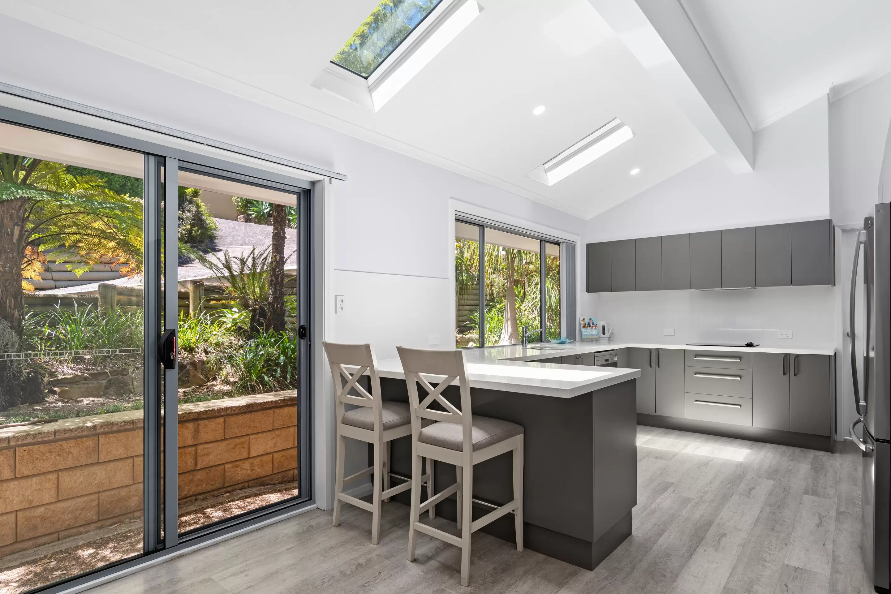 102 Daley Avenue, Daleys Point Sold by Central Coast Agents - image 3