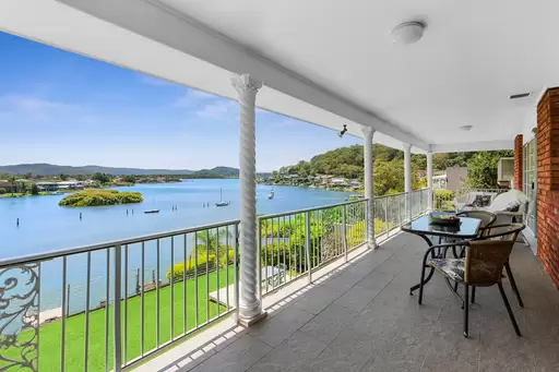 13 Empire Bay Drive, Daleys Point Sold by Central Coast Agents