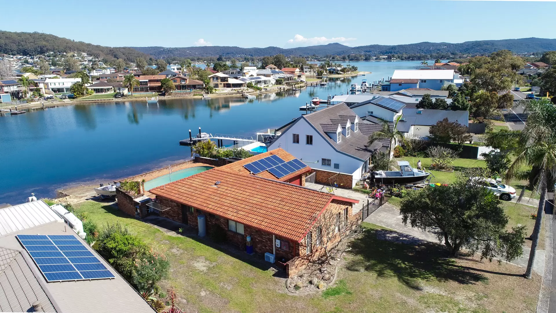 54 Helmsman Blvd, St Huberts Island Sold by Central Coast Agents - image 1
