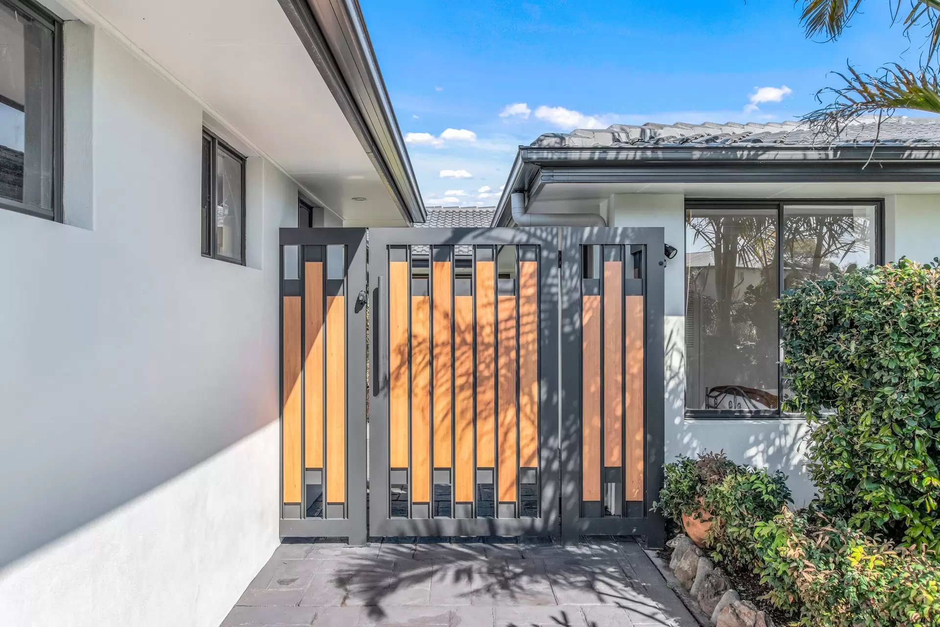 32 Helmsman Blvd, St Huberts Island Sold by Central Coast Agents - image 1