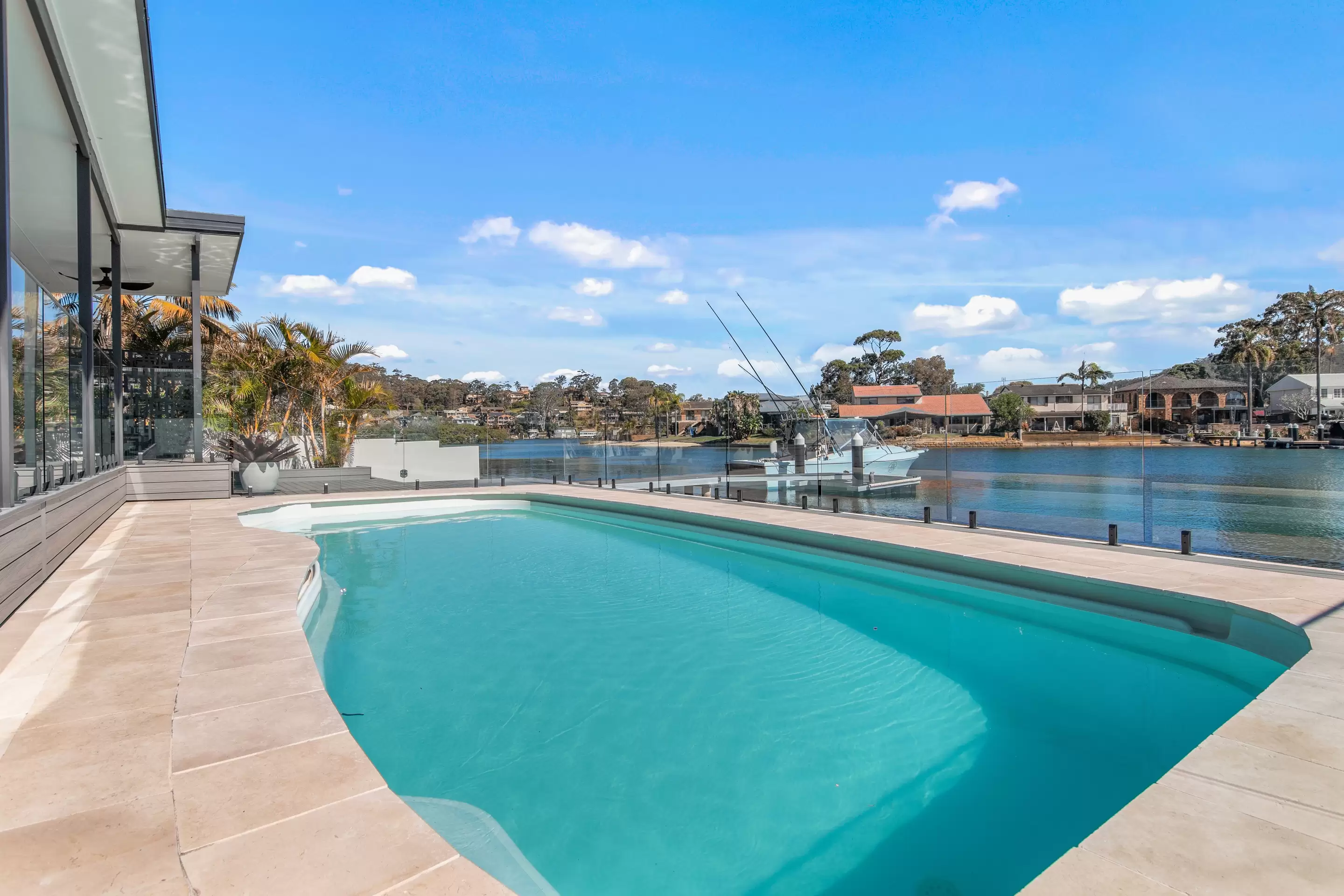 32 Helmsman Blvd, St Huberts Island Sold by Central Coast Agents - image 2