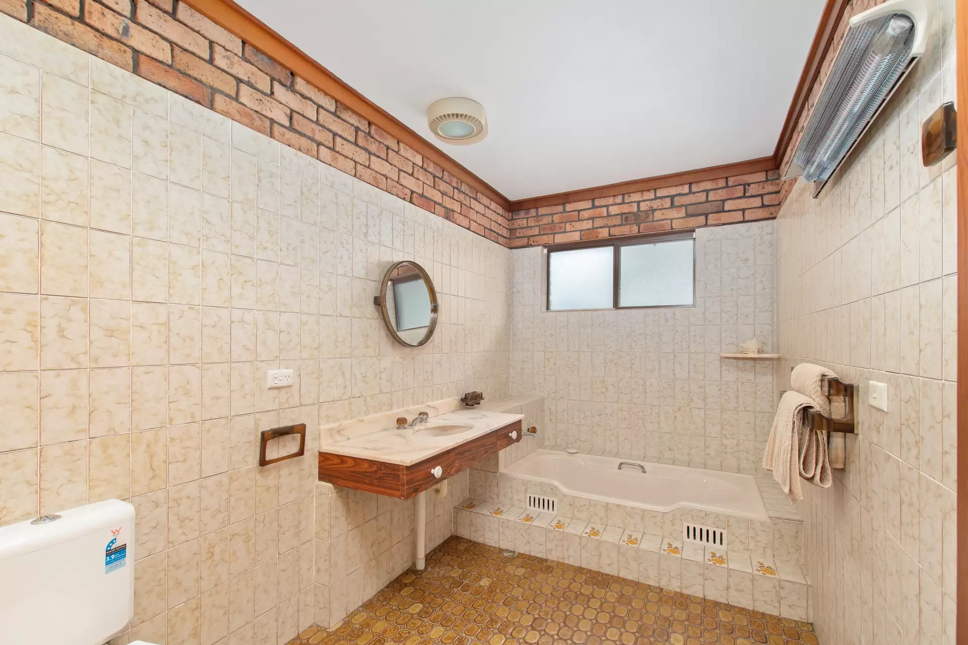8 Boyd Close, St Huberts Island Sold by Central Coast Agents - image 1