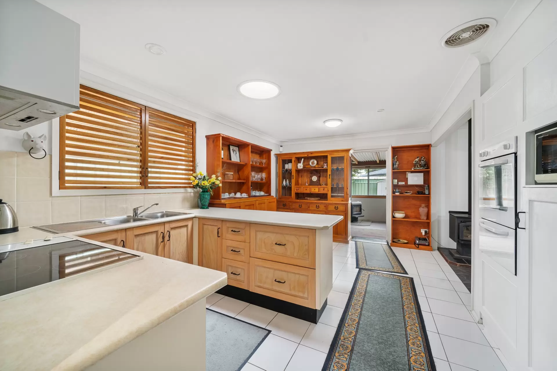 77 Helmsman Boulevard, St Huberts Island Sold by Central Coast Agents - image 1