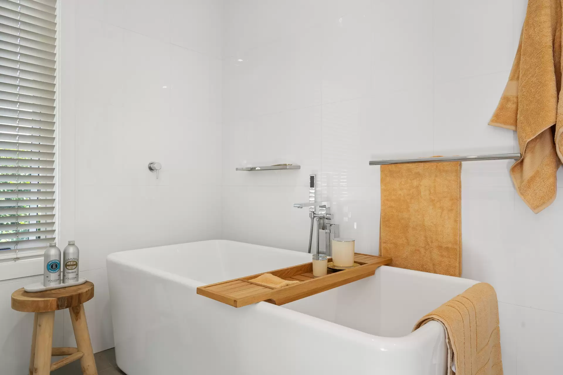 22 Shelly Beach Road, Empire Bay Sold by Central Coast Agents - image 1