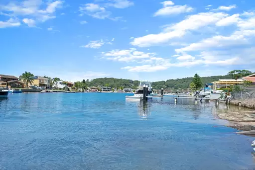 6 Cuttlefish Parade, St Huberts Island For Sale by Central Coast Agents