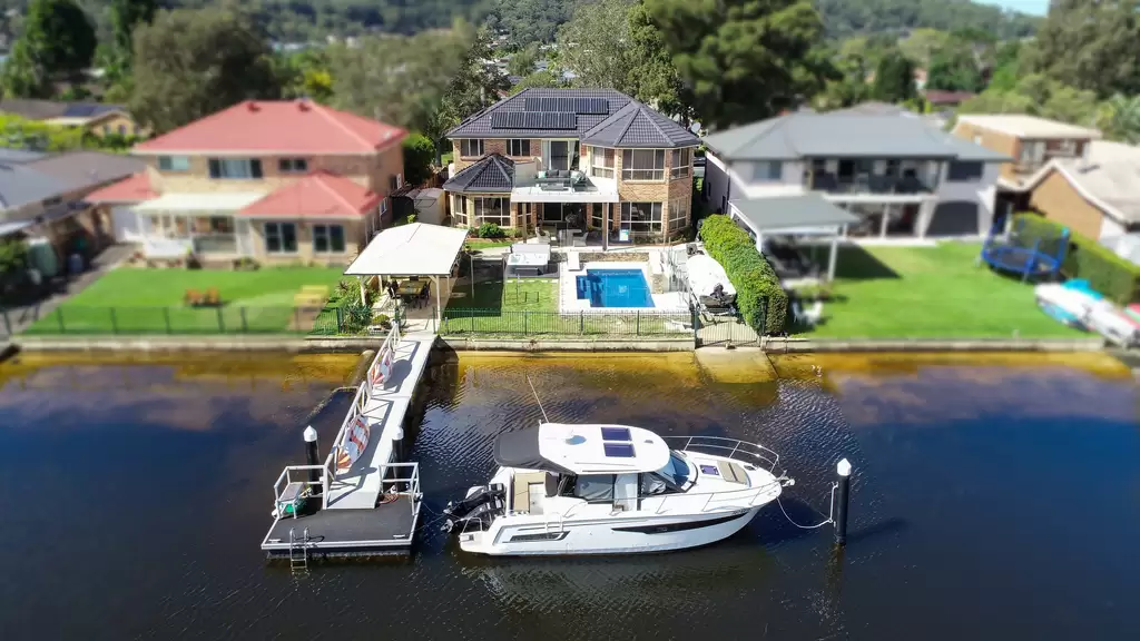 20 Marina View Parade, St Huberts Island Sold by Central Coast Agents