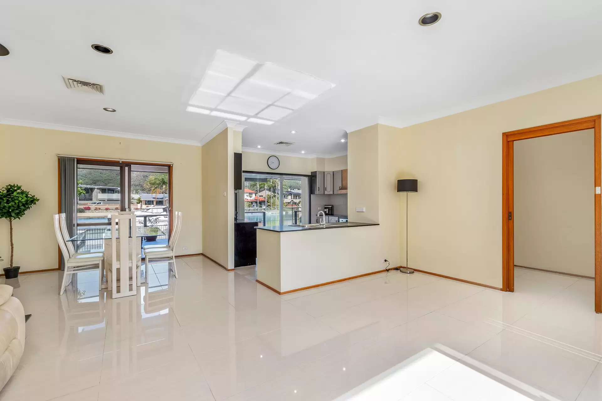 15 Salacia Close, St Huberts Island Sold by Central Coast Agents - image 1