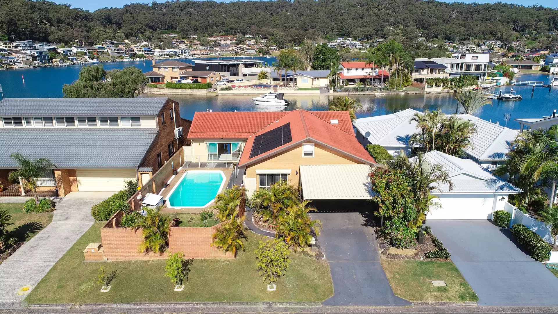 15 Salacia Close, St Huberts Island Sold by Central Coast Agents - image 1