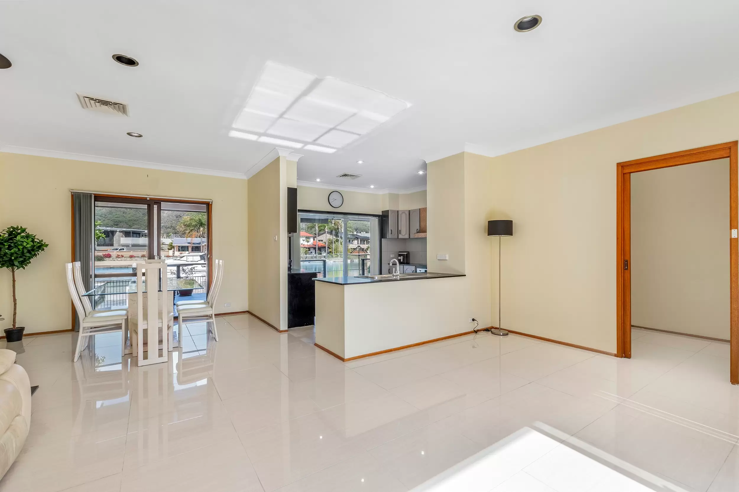 15 Salacia Close, St Huberts Island Sold by Central Coast Agents - image 4