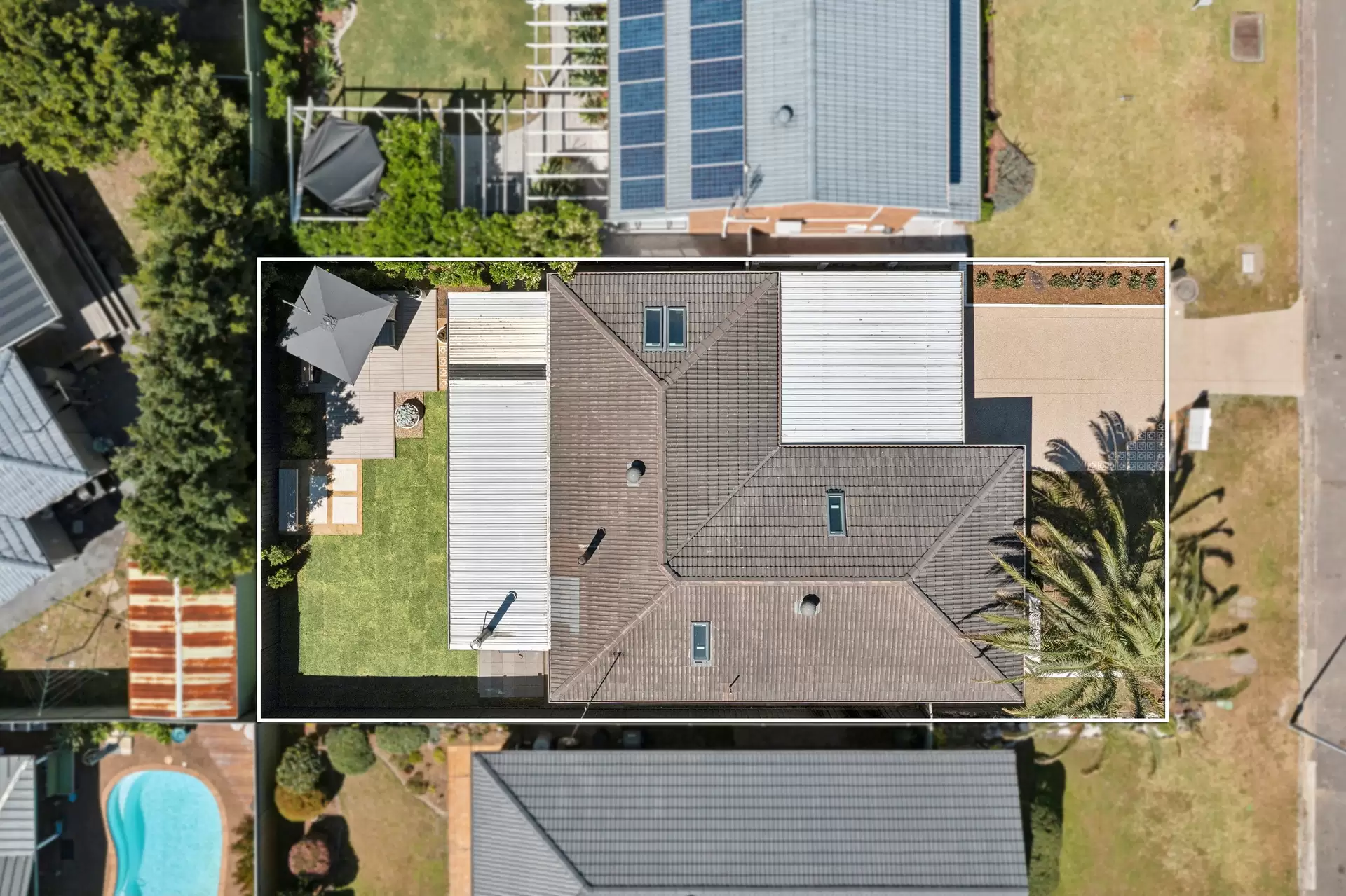 77 Helmsman Boulevard, St Huberts Island Sold by Central Coast Agents - image 1
