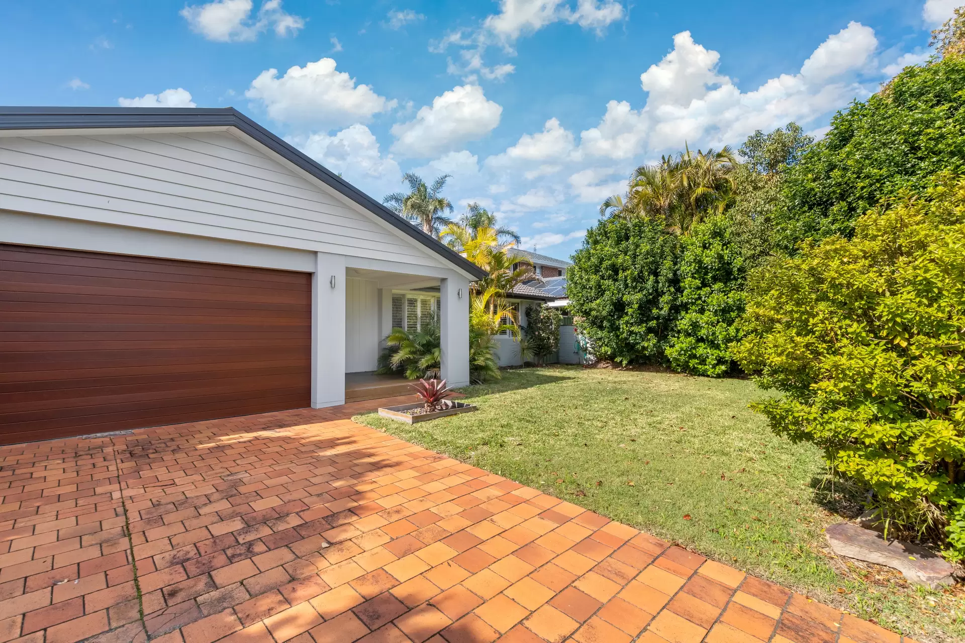 35 Helmsman Blvd, St Huberts Island Sold by Central Coast Agents - image 1