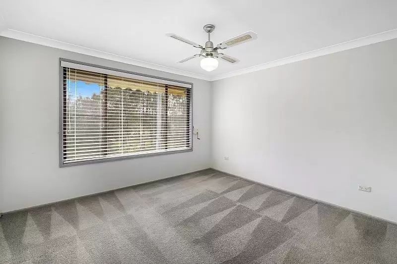 24 Beachfront Parade, St Huberts Island For Sale by Central Coast Agents - image 4