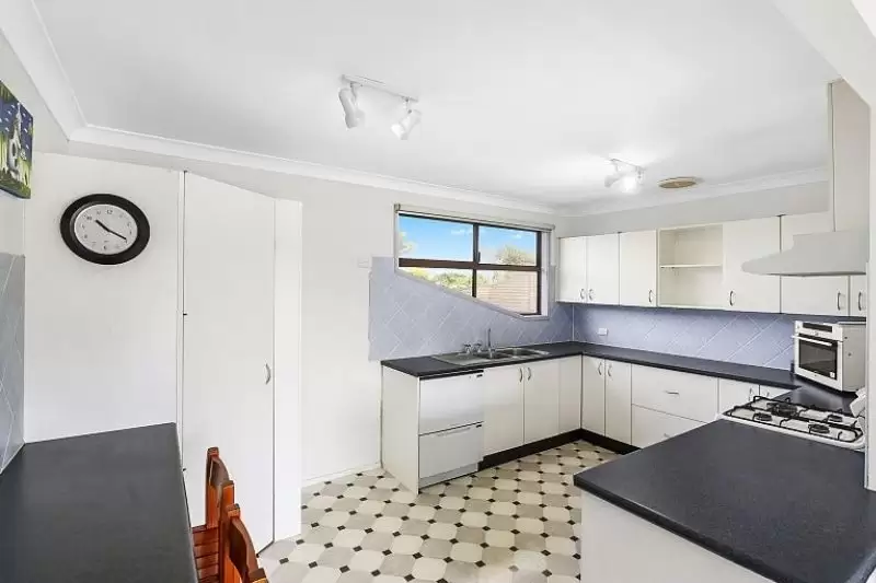 24 Beachfront Parade, St Huberts Island For Sale by Central Coast Agents - image 3